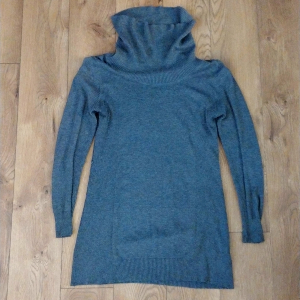 Faded Glory M (8-10) Women's Gray Turtleneck